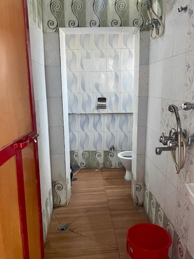 Shri Guest House Waranasi Zewnętrze zdjęcie