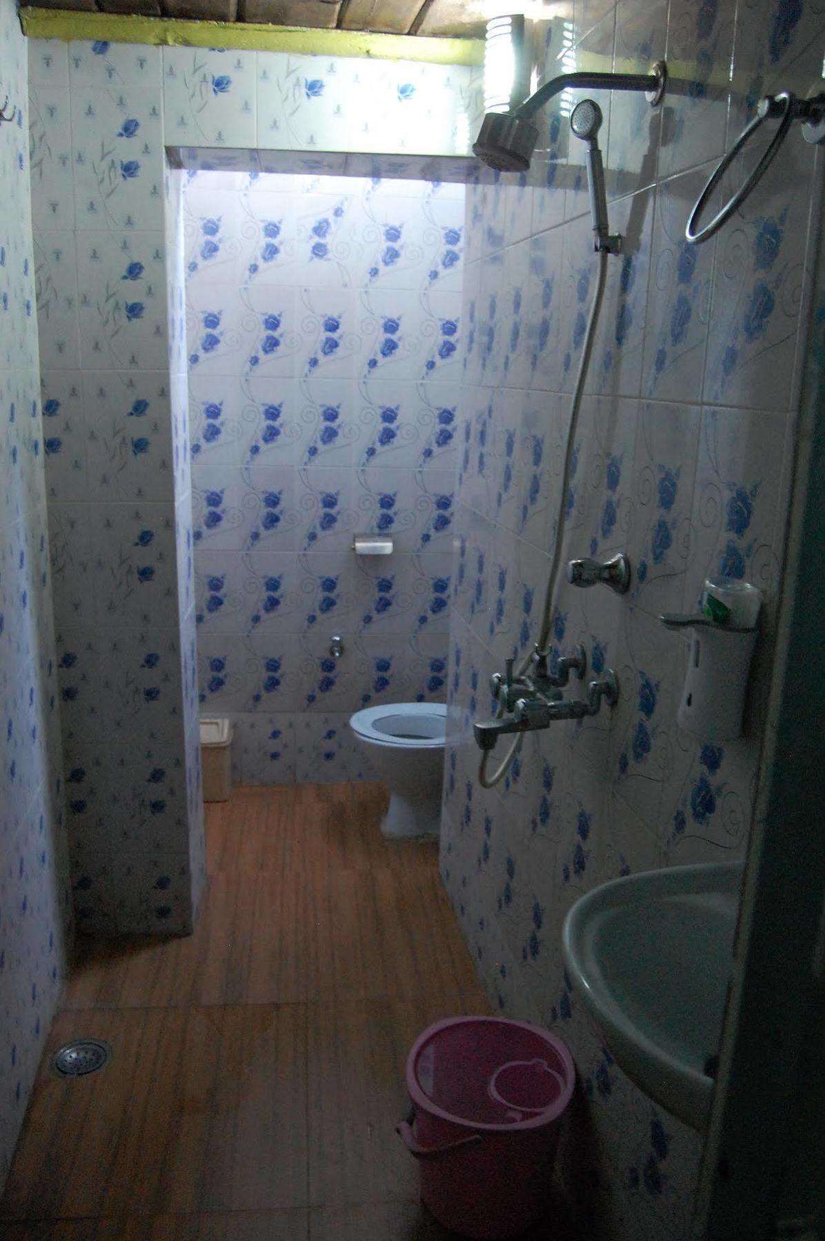 Shri Guest House Waranasi Zewnętrze zdjęcie