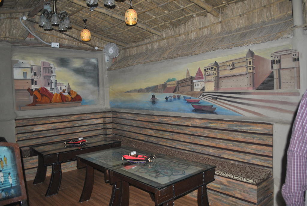 Shri Guest House Waranasi Zewnętrze zdjęcie