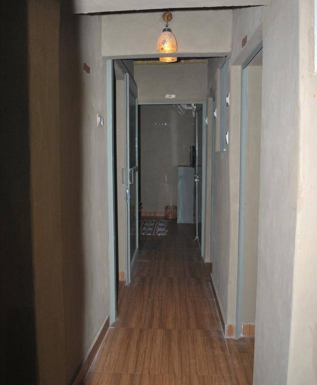 Shri Guest House Waranasi Zewnętrze zdjęcie